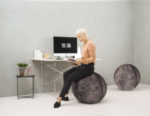 Sitzball / Gymnastikball IRON mit in Soft-Feeling Digitaldruck-Bezug