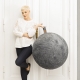 Sitzball / Gymnastikball FLUFFY mit Webpl�sch-Bezug in grau