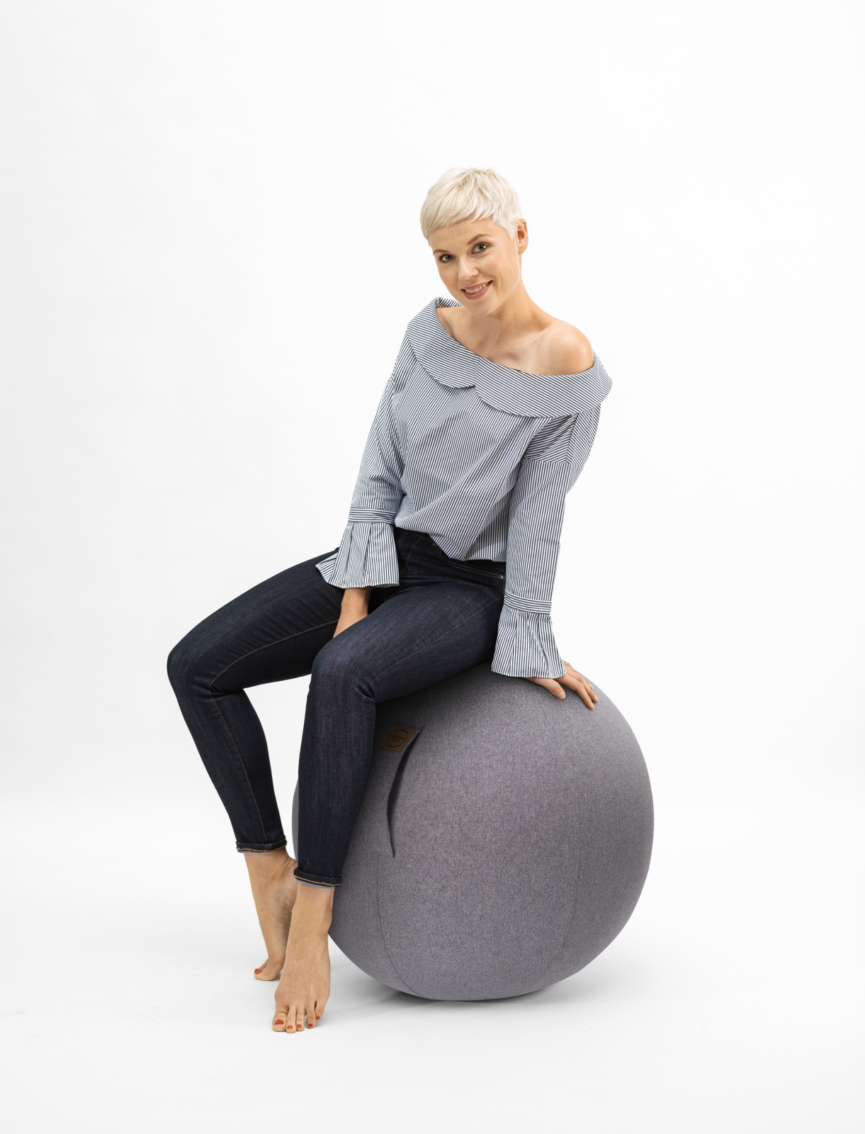 Sitzball / Gymnastikball Felt mit Filz-Bezug in grau